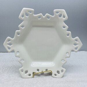 NWT Pottery Barn White Ceramic Snowflake Plate, Holiday Christmas Decor, 11"